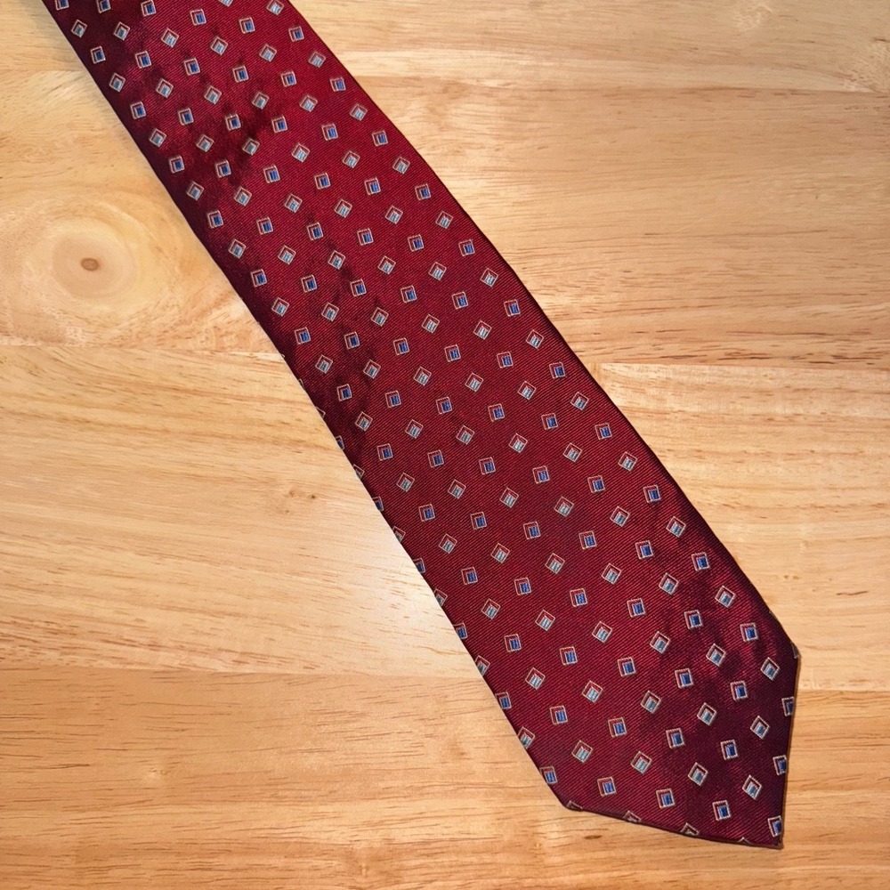 Brooks Brothers Tie Silk Garnet Red Tossed Square Preppy Geometric